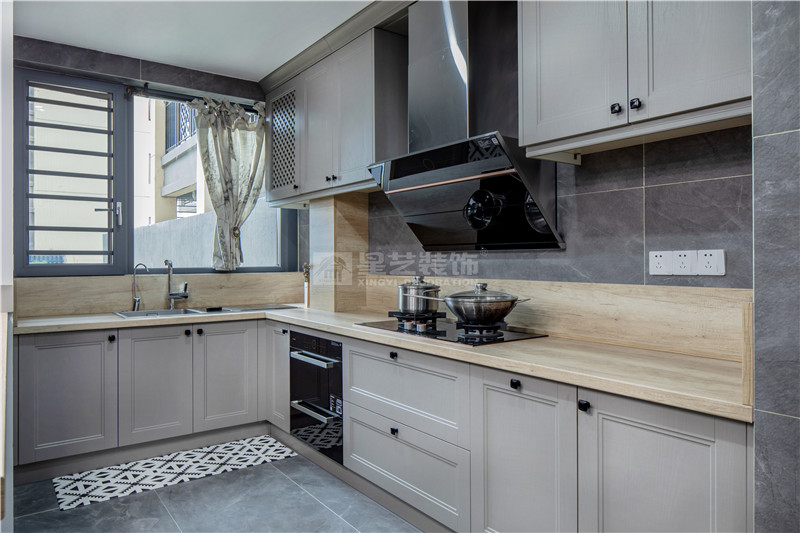 萬(wàn)達(dá)茂 160平廚房裝修實(shí)景圖