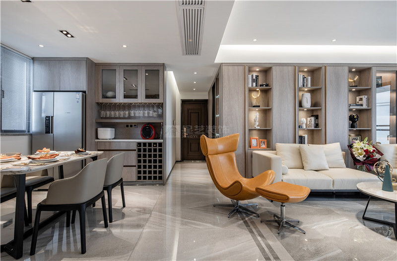 華發(fā)國賓壹號(hào)120平客餐廳裝修實(shí)景圖