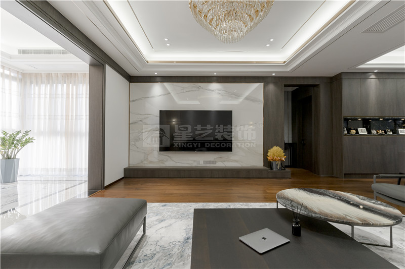 一品尊府220平客廳裝修實景圖