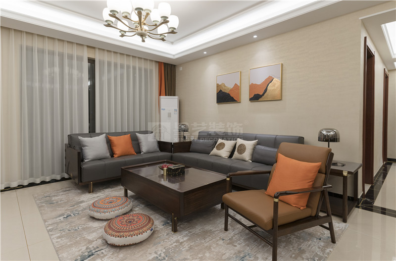 榮和悅瀾山120平客廳裝修實景圖