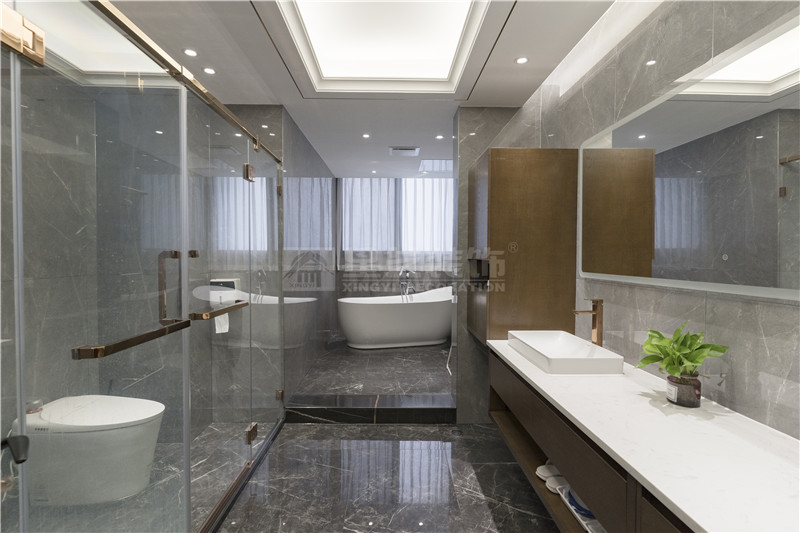 一品尊府220平主衛(wèi)裝修實景圖