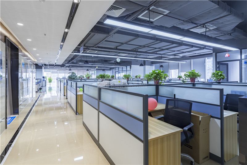 五星綠地中心華藍(lán)巖土公司2000平辦公區(qū)裝修實景圖