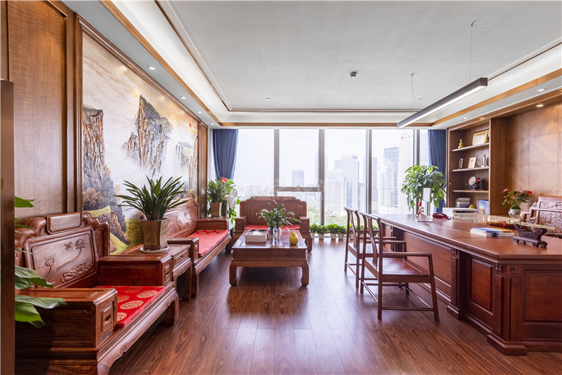 五星綠地中心華藍(lán)巖土公司2000平辦公室裝修實景圖