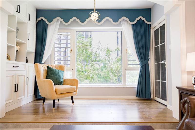 綠地國際花都120平陽臺飄窗裝修實景圖