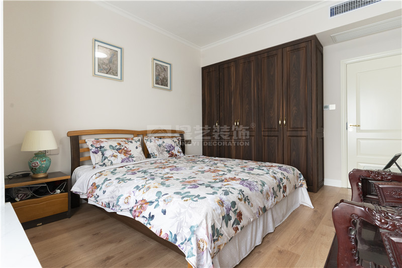 翡翠時光240平復式臥室裝修實景圖