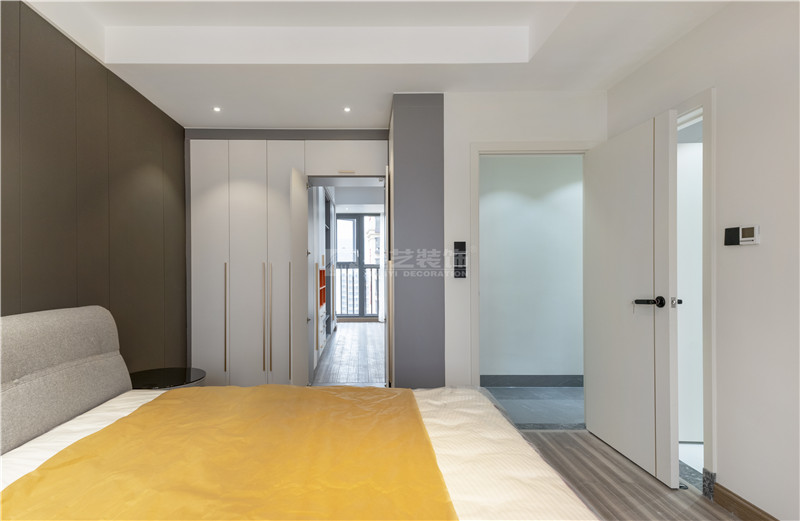 廣源大都會120平臥室裝修實(shí)景圖