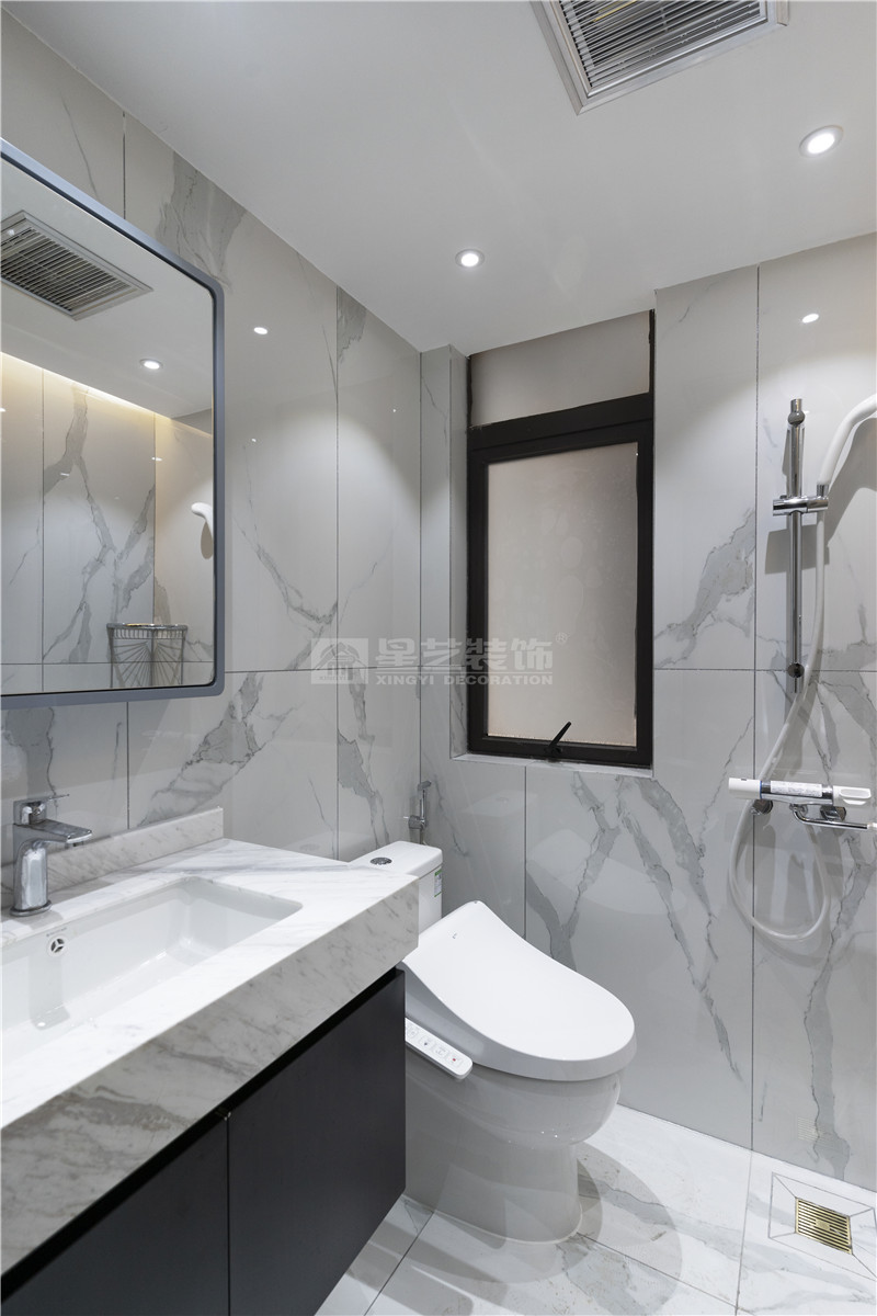 廣源大都會120平衛(wèi)生間裝修實(shí)景圖