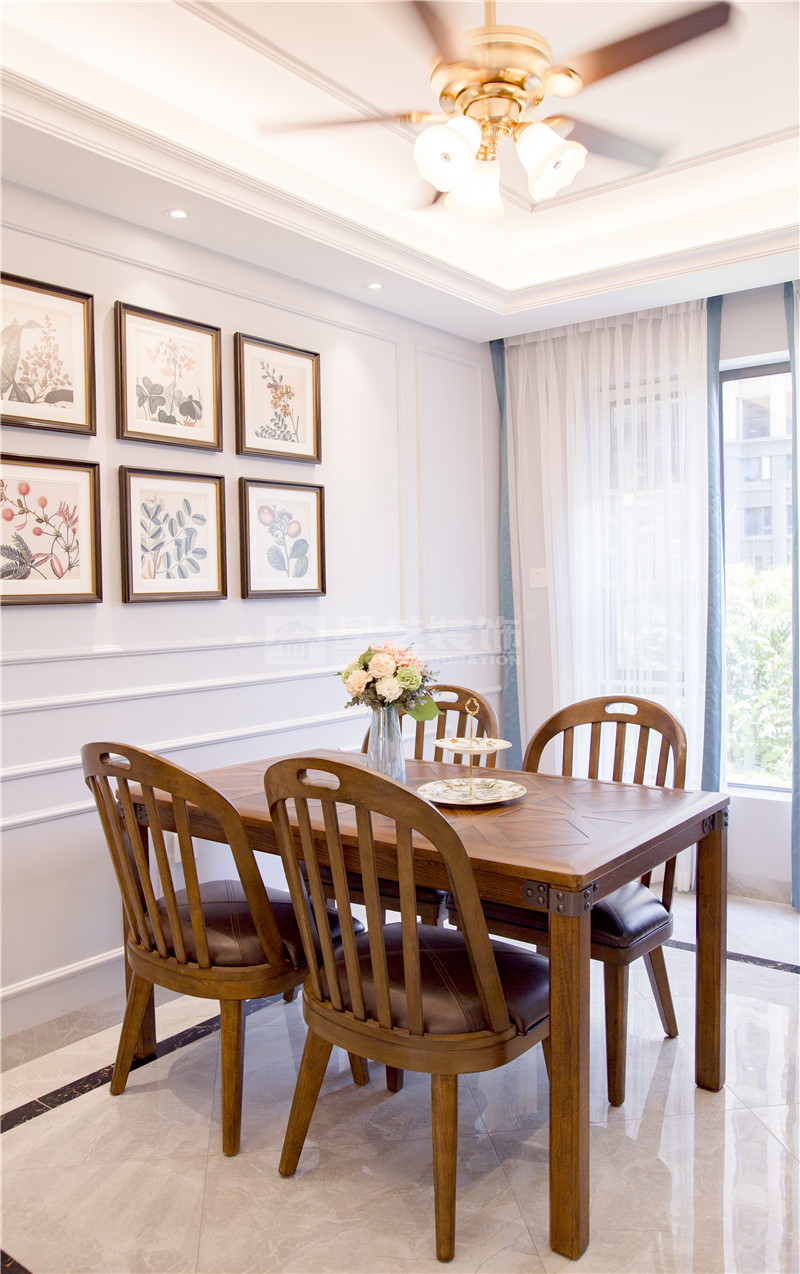 綠地國際花都120平 客廳裝修實景圖