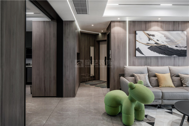 萬(wàn)達(dá)茂140平過(guò)道裝修實(shí)景圖