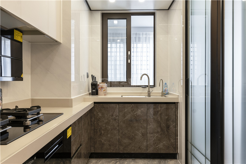 青山府 200平廚房裝修實(shí)景圖