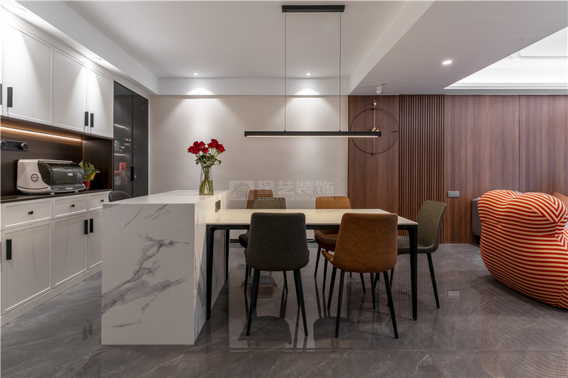 單位房140平餐廳裝修實景圖