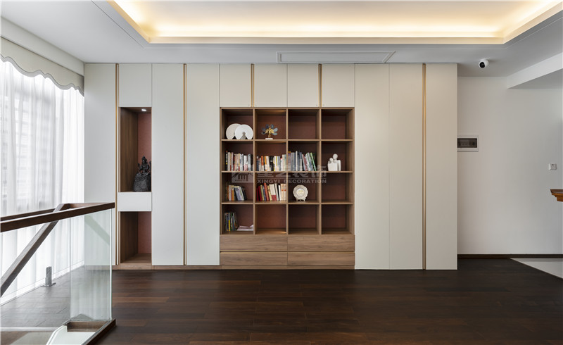 翡翠時光 復(fù)式270平多功能區(qū)裝修實景圖