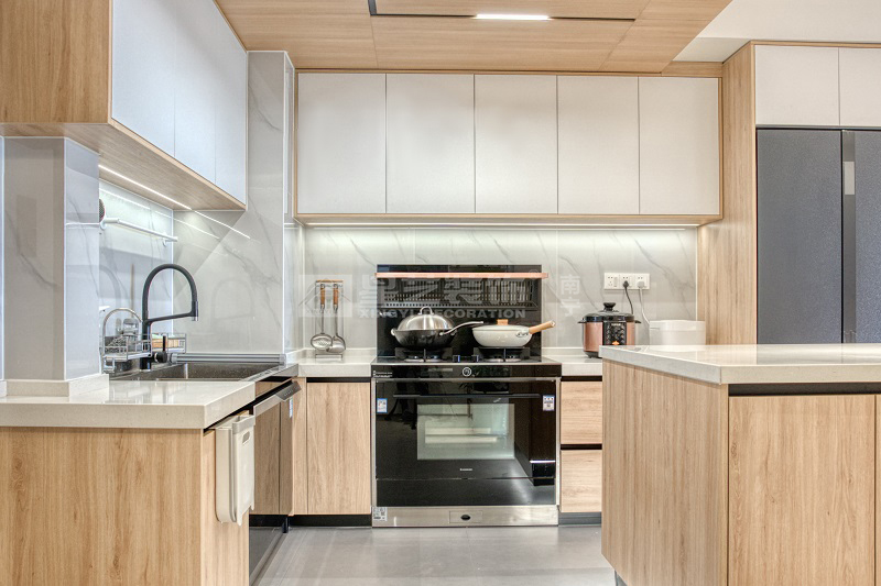 單位房 139平日式風(fēng)格廚房裝修實景圖