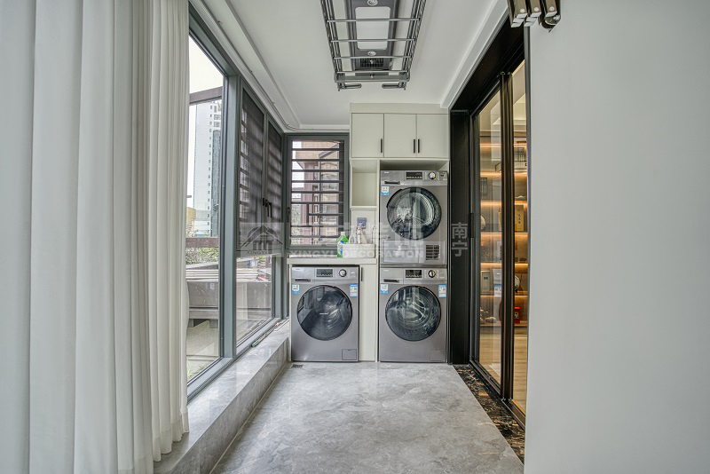 建發(fā)鼎華北大瓏廷 170平新中式風(fēng)格陽臺裝修實景圖