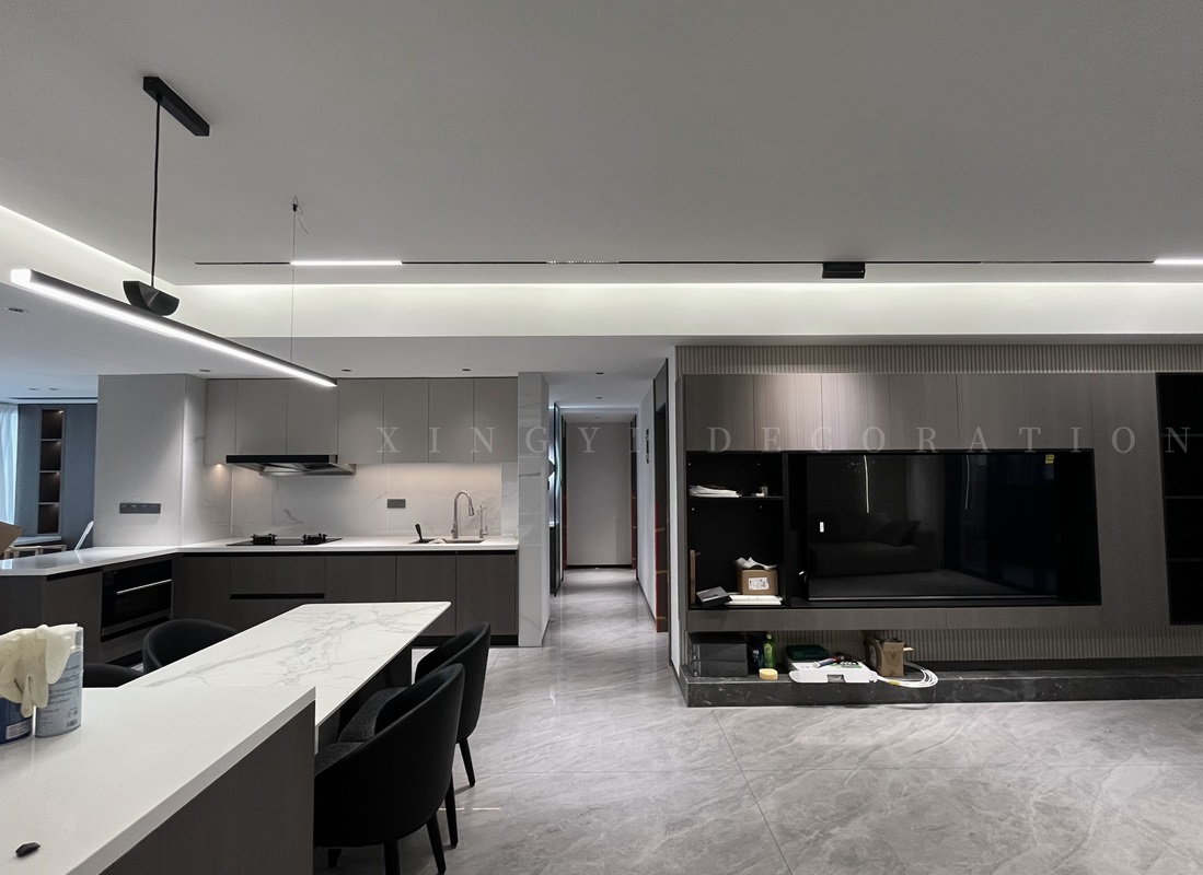 凱悅國際140平現(xiàn)代風格客廳裝修實景