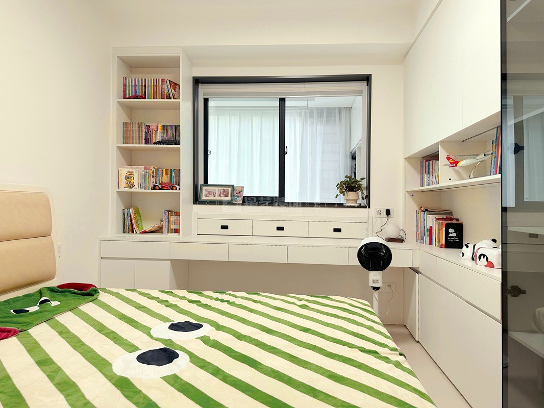 電網(wǎng)小區(qū)146平奶油風(fēng)格臥室裝修實景