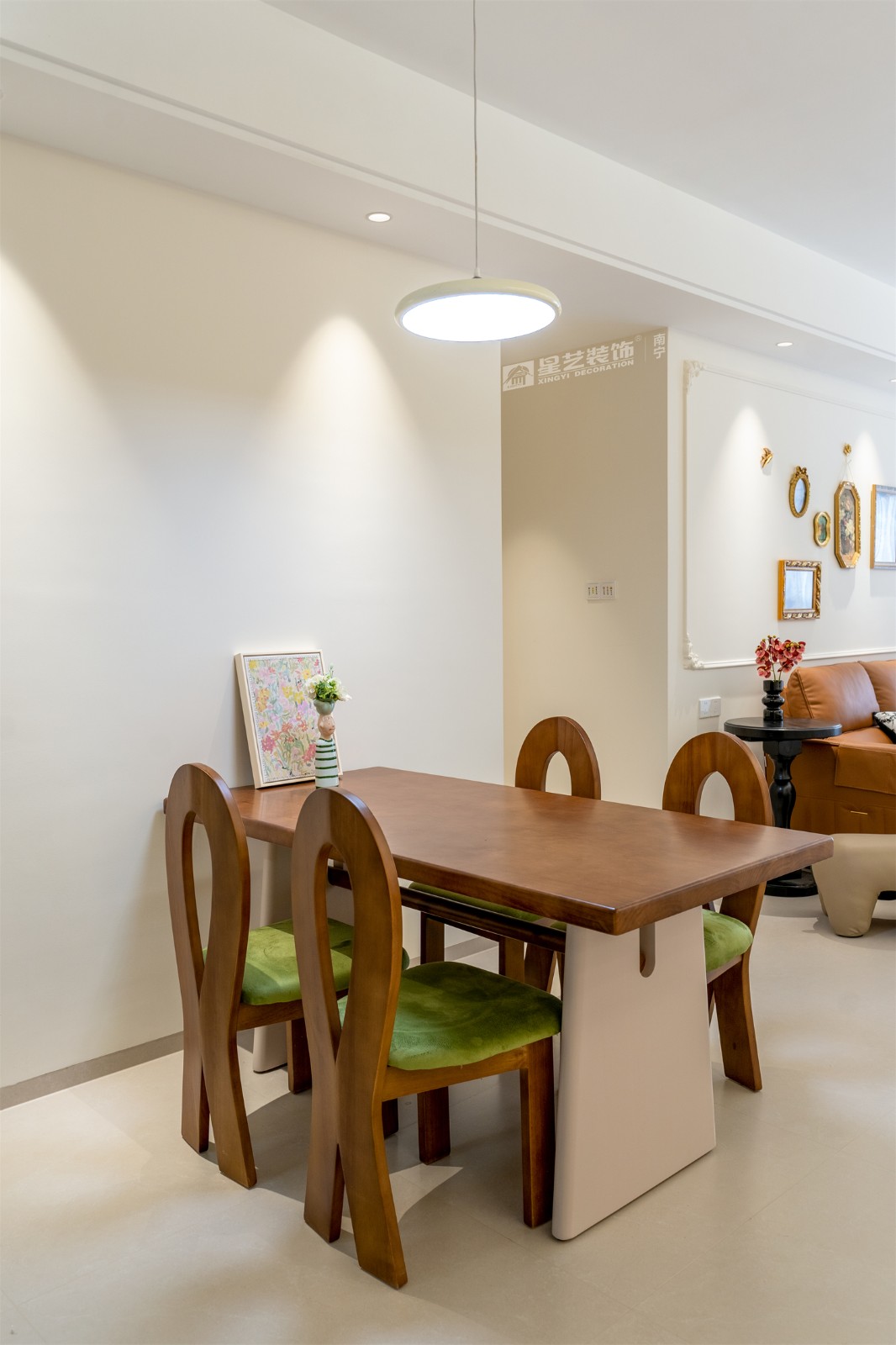 華潤西園悅府118平法式餐廳裝修完工實(shí)景圖