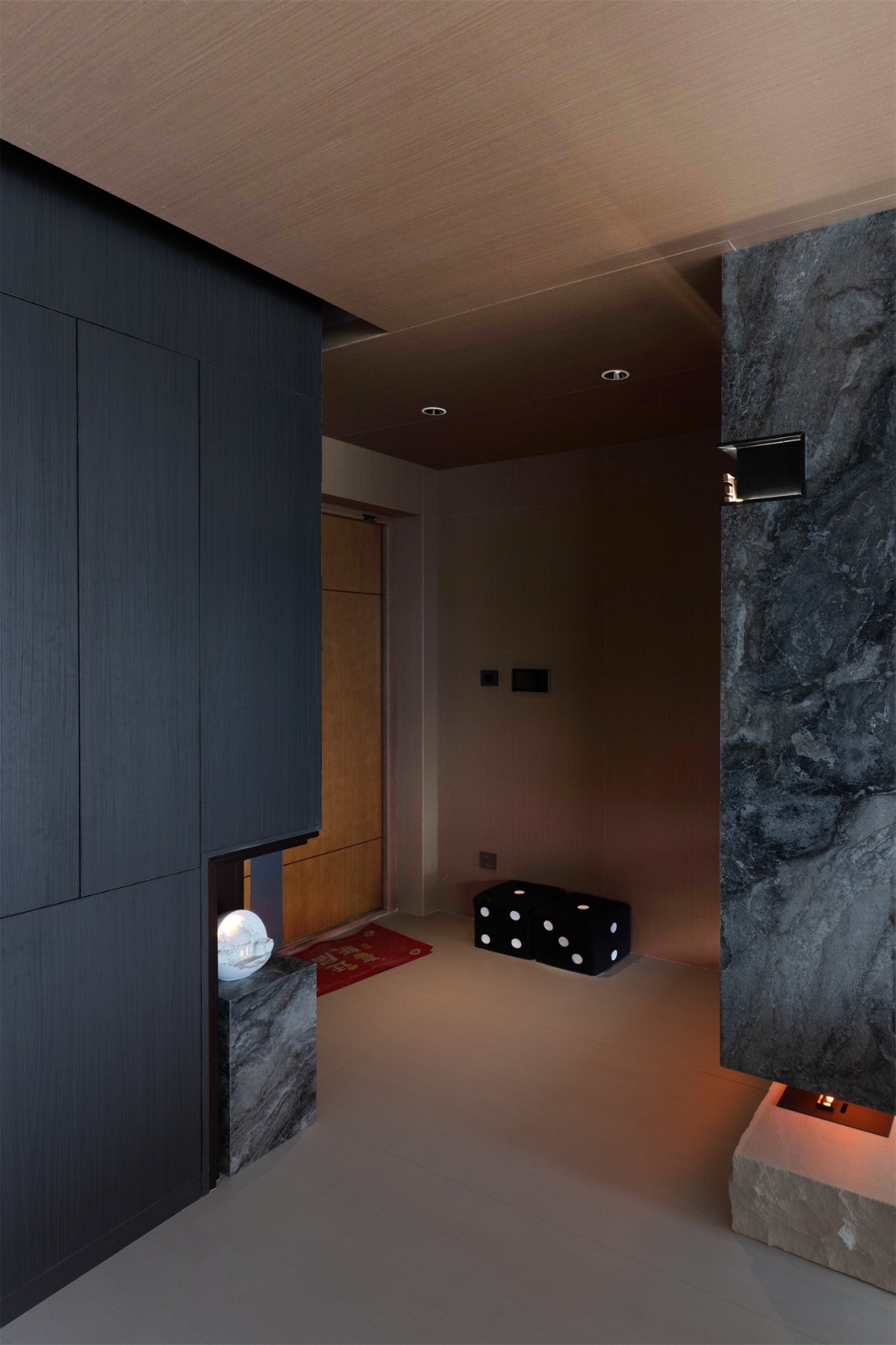 華潤西園悅府167平意式風(fēng)格入戶玄關(guān)裝修完工實景