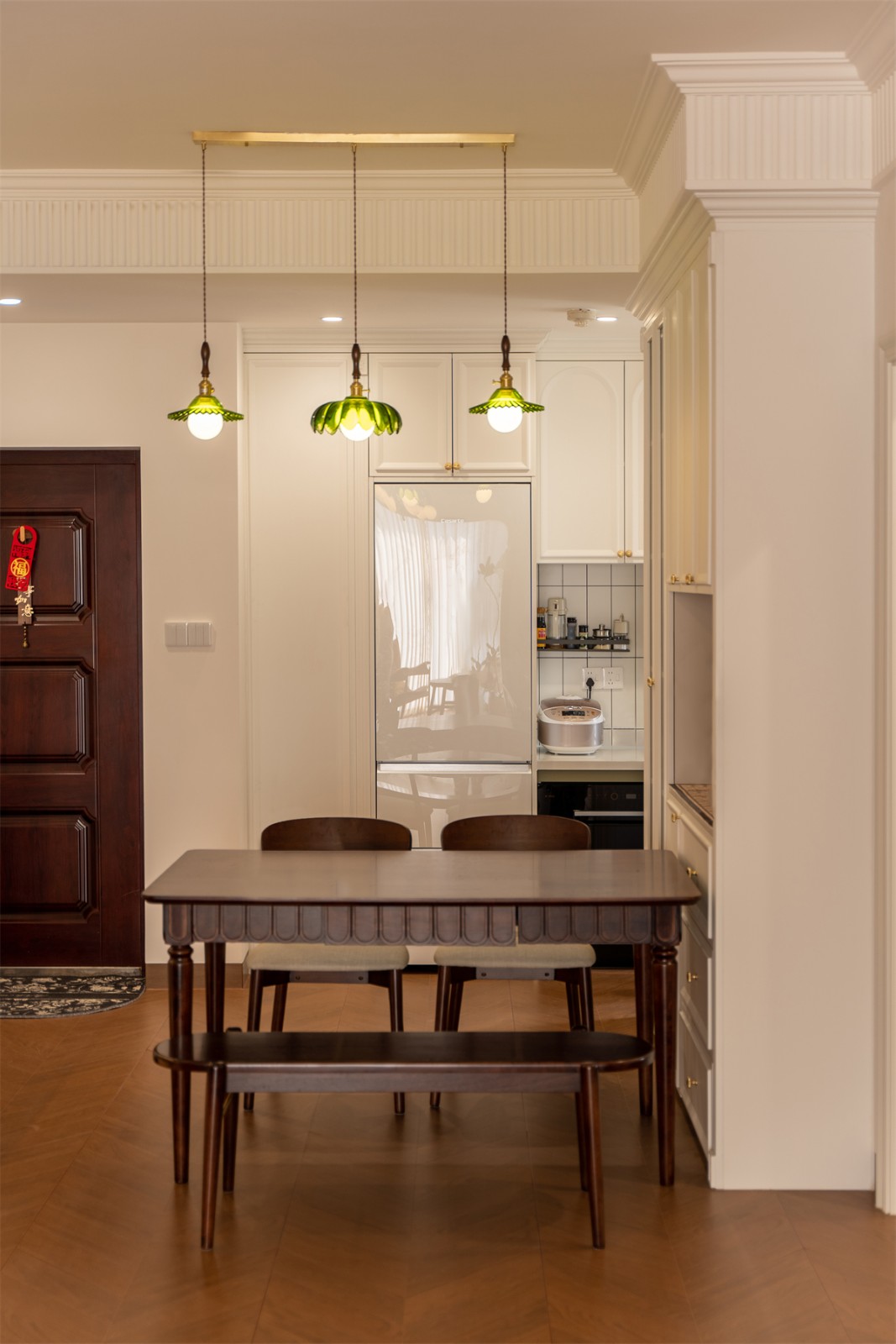 邕熙華府80平法式風(fēng)格餐廳裝修完工實景圖