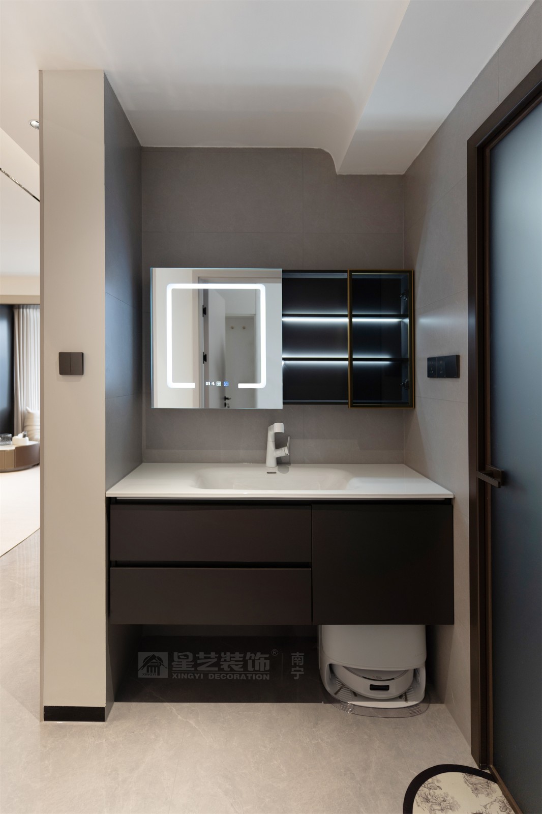 軌道御璽君臨灣140平衛(wèi)生間裝修完工實(shí)景圖