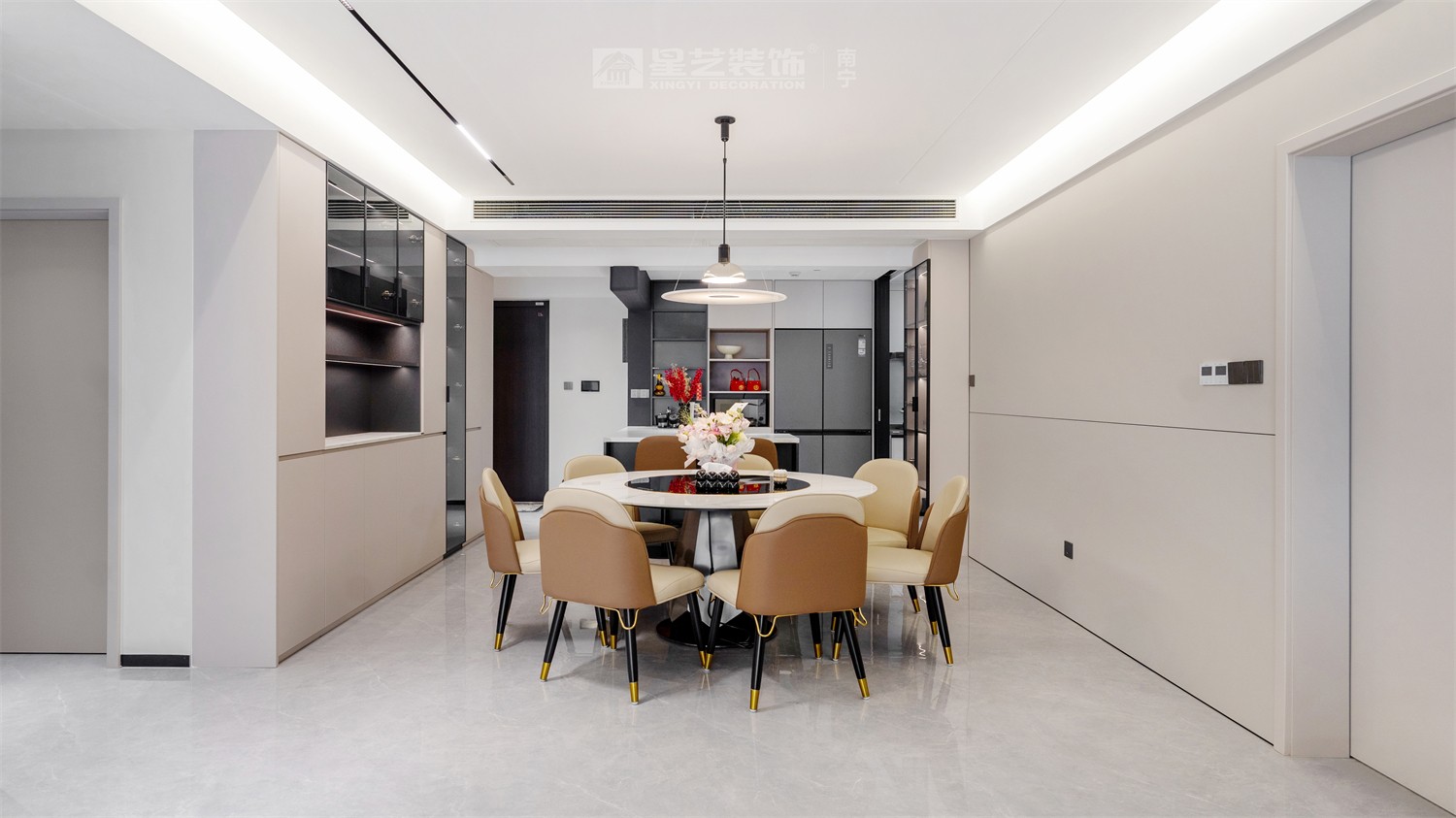 軌道御璽君臨灣140平餐廳裝修完工實(shí)景圖