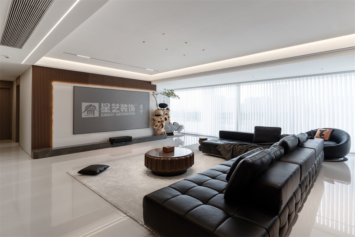 華潤西園潤府143平意式輕奢客廳裝修完工實景圖