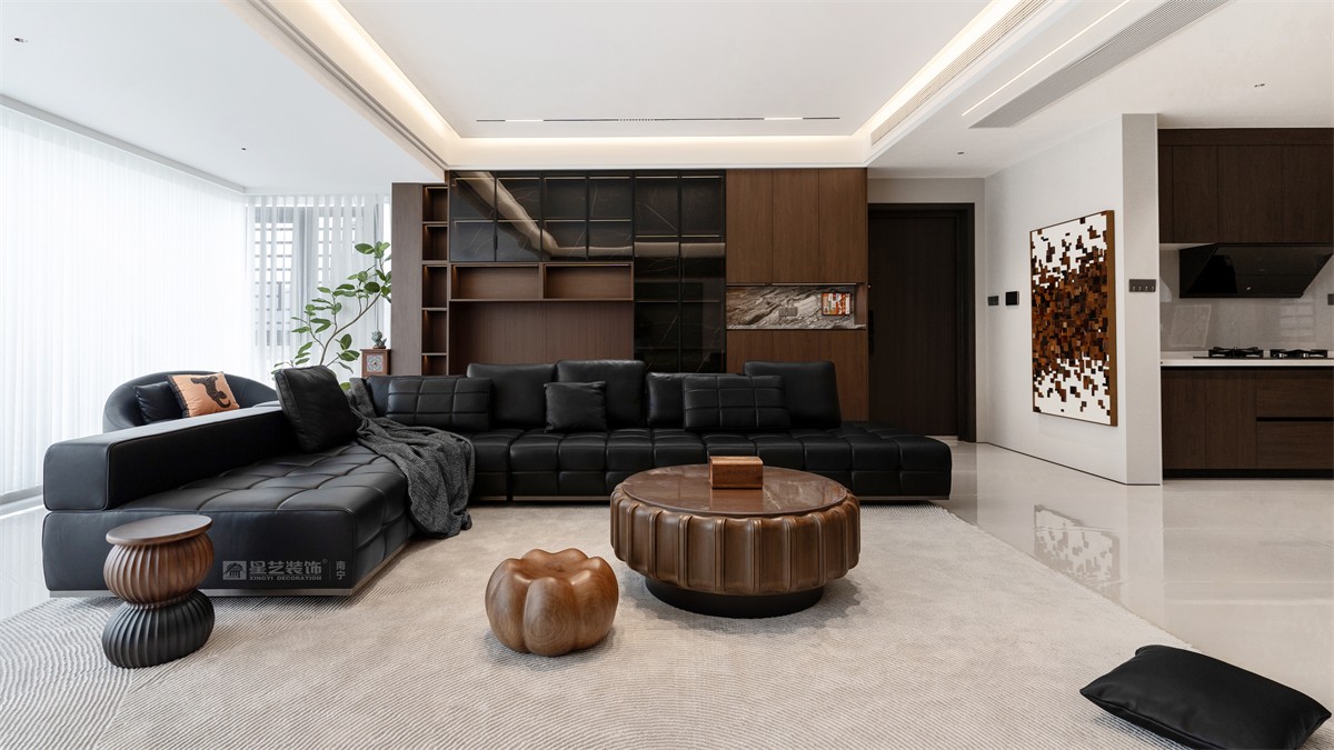 華潤西園潤府143平意式輕奢客廳裝修完工實景圖