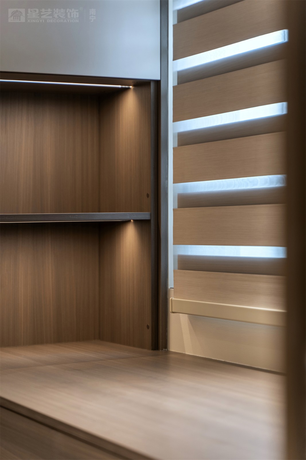 華潤西園潤府143平意式輕奢衣帽間裝修完工實景圖