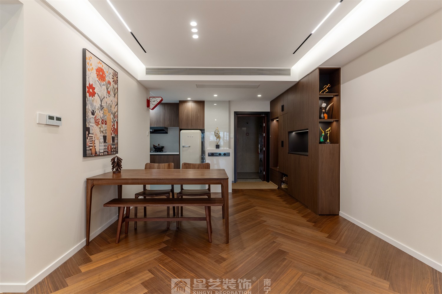 二中新民小區(qū)意式輕奢餐廳裝修完工實(shí)景圖