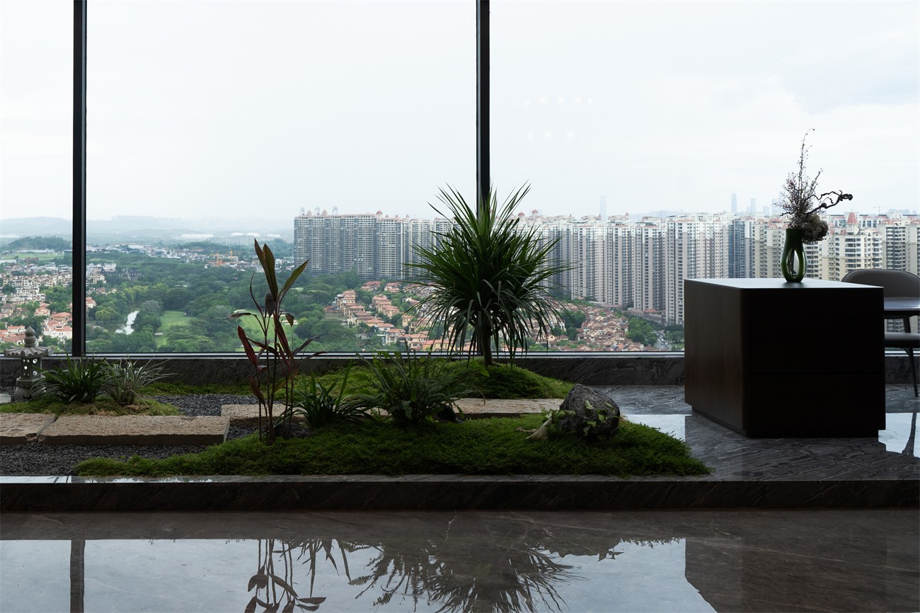 嘉和城依云灣800平現(xiàn)代輕奢陽(yáng)臺(tái)裝修完工實(shí)景圖