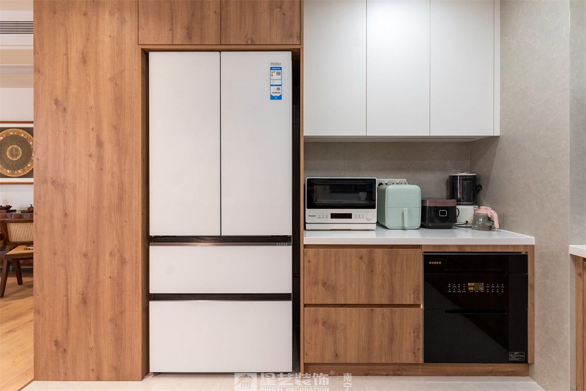 金科博翠山180平中古風(fēng)裝修廚房完工實景圖