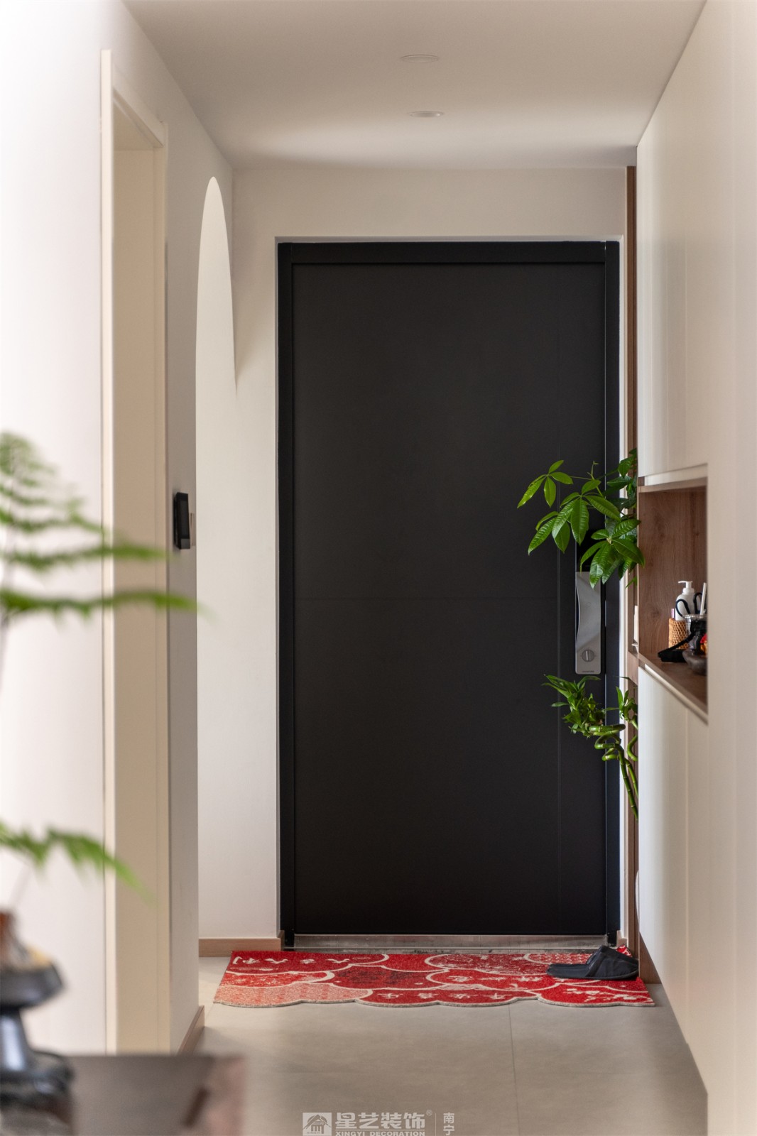 金科博翠山180平中古風(fēng)裝修入戶完工實景圖