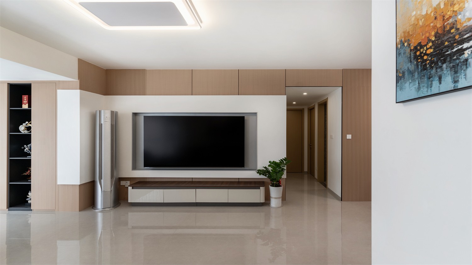 上水灣155平現(xiàn)代風(fēng)格客廳裝修實(shí)景圖